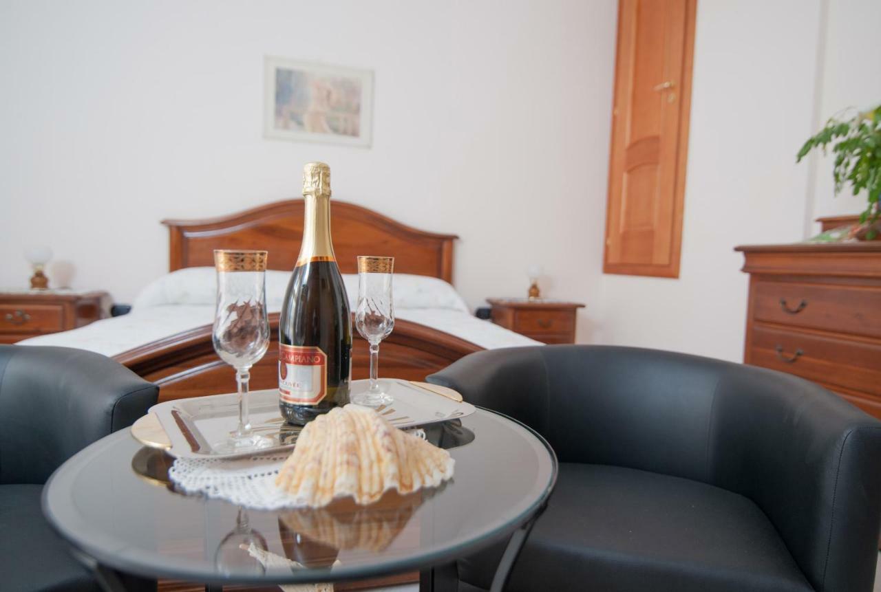 La Stella Del Sud Bed & Breakfast Vietri sul Mare Exterior photo